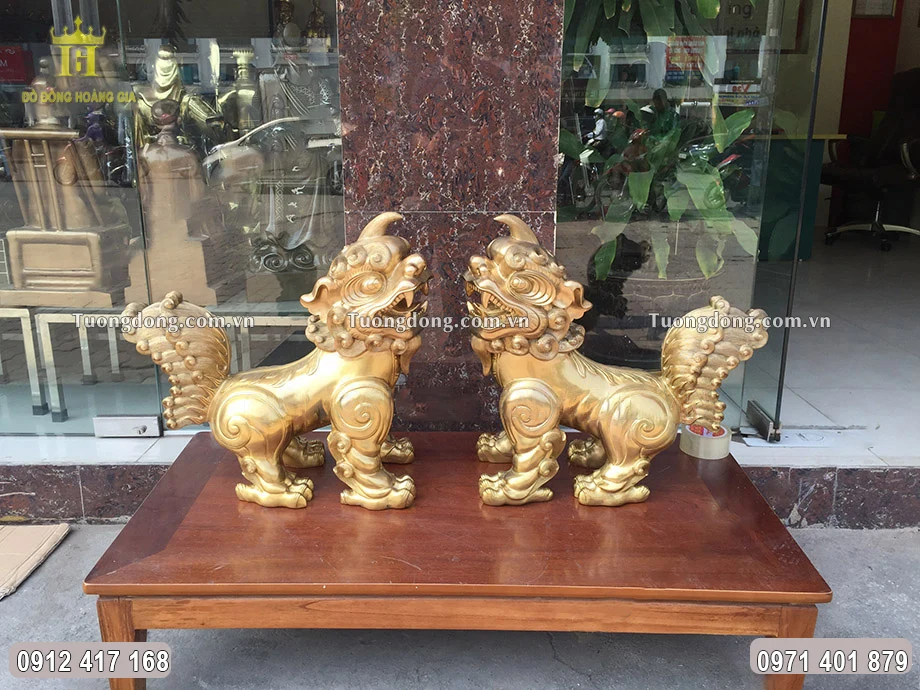 Vật phẩm thích hợp đặt tại không gian phòng khách, phòng làm việc